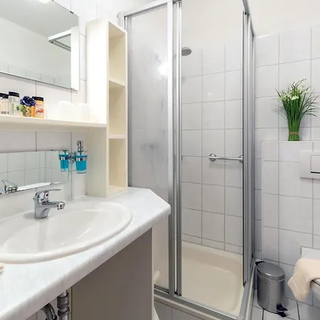 Trelleborg, 1 Meerblick Daire *